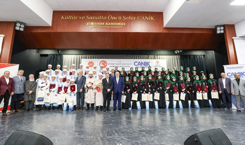 Samsun Canik’te 62 Hafız İçin İcazet Merasimi Düzenlendi