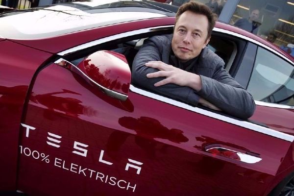 Tesla En Yüksek Zararını Resmen Açıkladı
