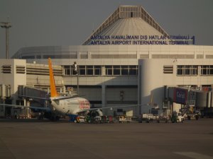 Antalya Havalimanı Rekor Kırdı!