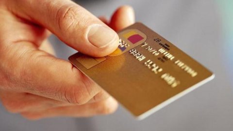 Kredi Kartları İle İlgili Ödemli Gelişme