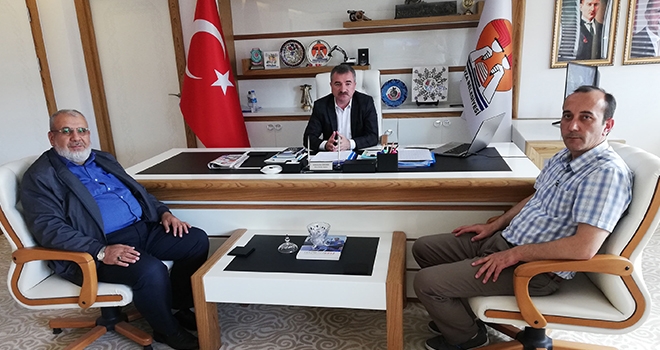 İlçe Müftüsünden Başkan Özdemir'e Ziyaret