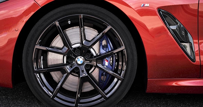 Bridgestone, BMW’nin Yeni Seri Otomobilleri için Sıra Dışı Lastikler Geliştirdi