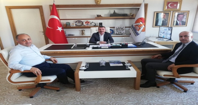 Kasapoğlu''dan dan Kaymakam Yılmaz ve Belediye Başkanı Özdemir’e ziyaret