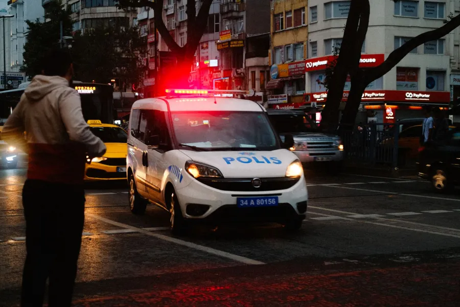Yeni Trafik Düzenlemesi Meclis'e Sunuldu: Aday Sürücülere 2 Yıl Deneme Süresi, 0.20 Promil Sınırı