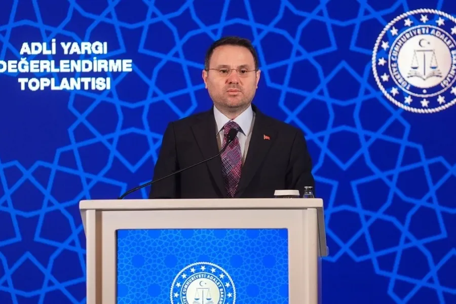 Adalet Bakanı Gürlek'ten Ahbap soruşturması açıklaması: "Hiçbir yapı denetimden muaf değil"