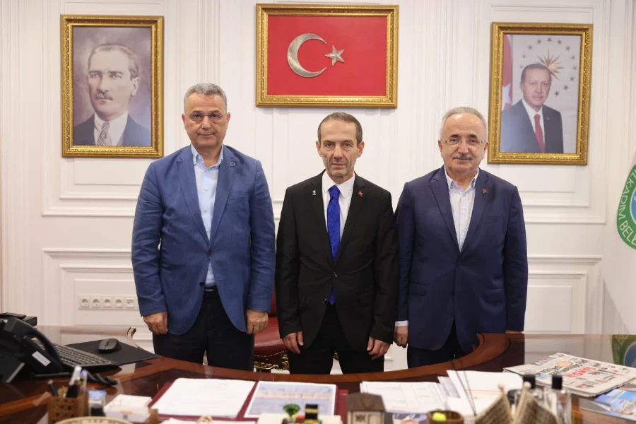 AK Parti Heyetinden İlkadım Belediyesi'ne Ziyaret