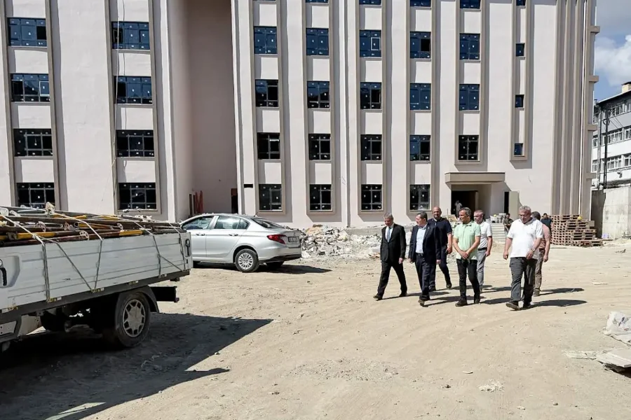 Samsun Valisi Orhan Tavlı'dan Eğitim Yatırımlarına Yakın Takip