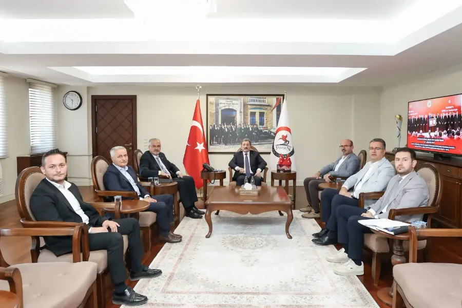 Samsun'da Tıbbi Kenevir İçin Kritik Zirve: Vali Orhan Tavlı Başkanlığında Değerlendirme Toplantısı