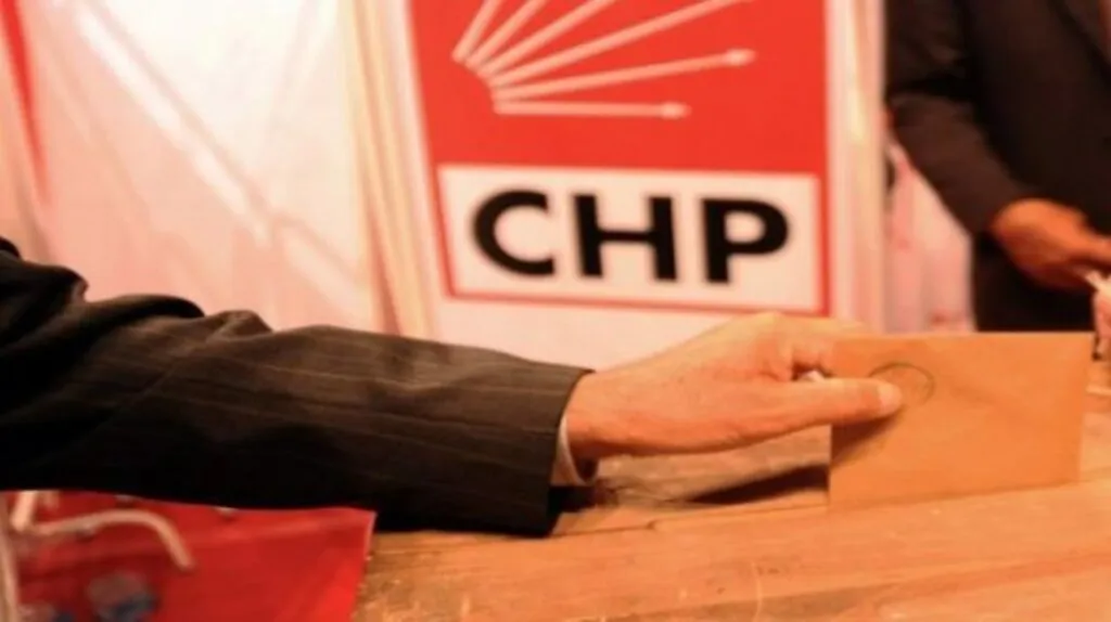 İzmir İçin Chp'den İki Ayrı Aday Öne Çıkıyor!