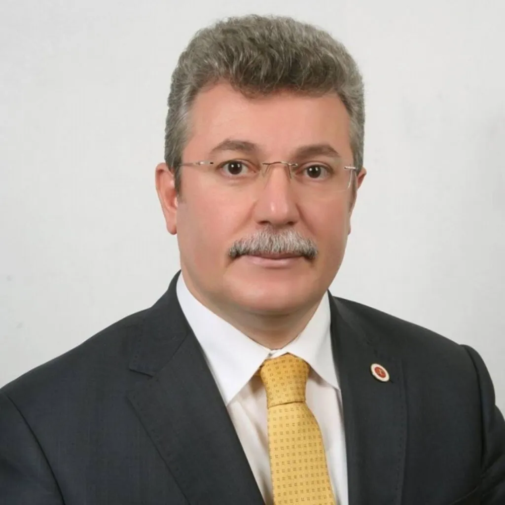 Akbaşoğlu: CHP Belediyeler Aldığında İlk İşi İşçileri Çıkartmak Oldu! Dedi