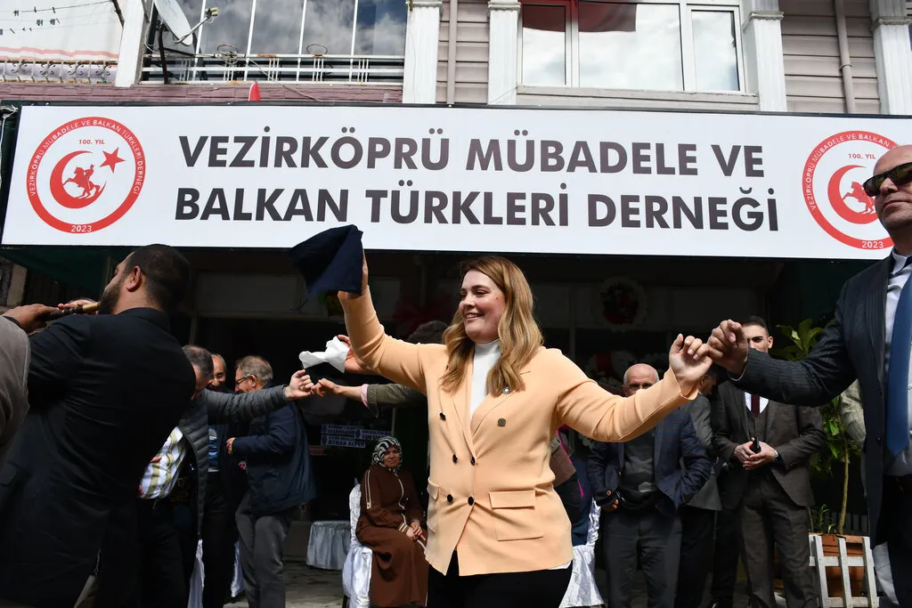 İYİ Parti Samsun Milletvekili Adayı İmren Nilay Tüfekci Balkan Türkleri Derneği'ni Ziyaret Etti