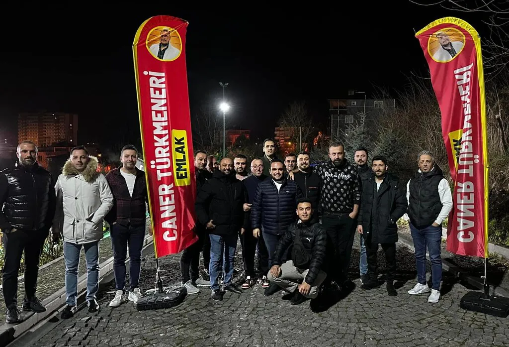 Caner Türkmeneri Emlak Ailesi 2024 Yılbaşı Yemeğinde Buluştu