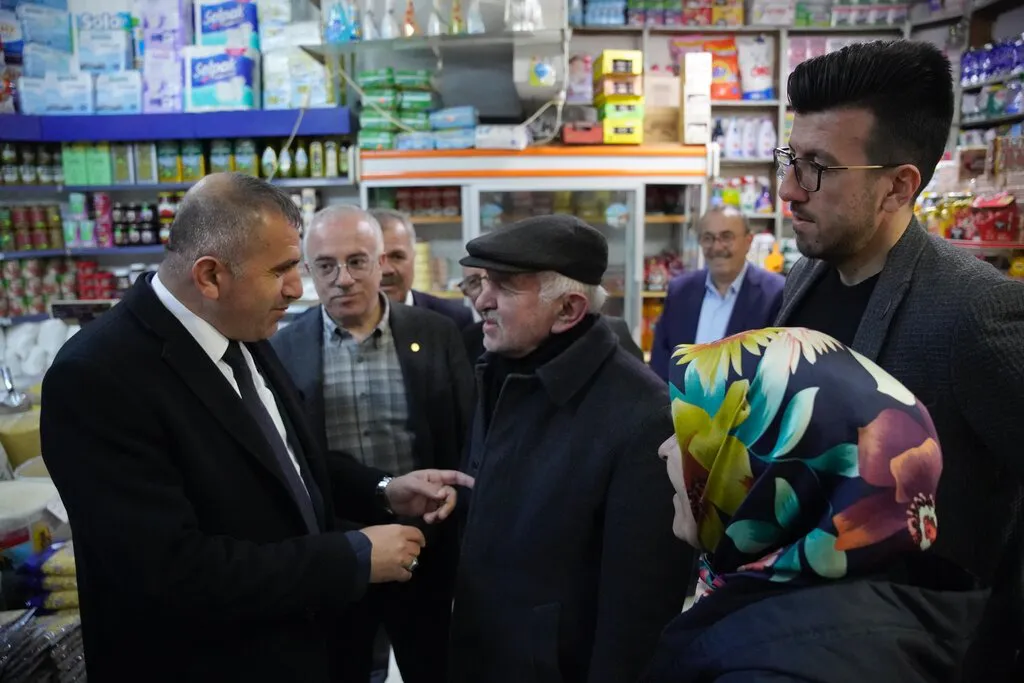 MHP İl Başkanı Burhan Mucur Ladik'te