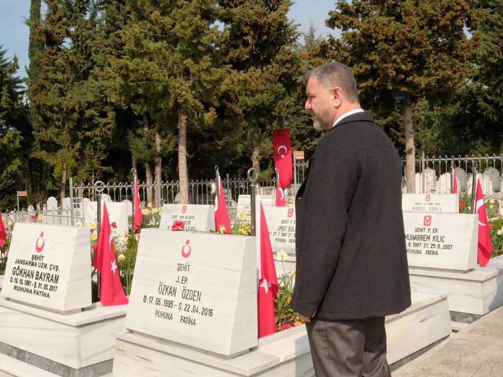 YRP İlkadım Belediye Başkan Adayı Kemalettin Tangal'dan Şehitler ve Gaziler Derneğine ziyaret
