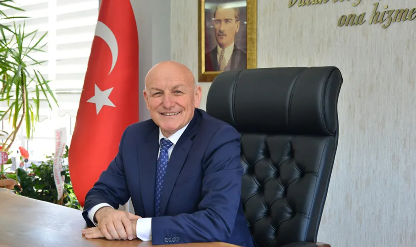 Terme Belediye Başkanı Şenol Kul'dan 29 Ekim Cumhuriyet Bayramı Kutlama Mesajı: "Cumhuriyetimiz, Ebedi Varoluşumuzun Teminatıdır"