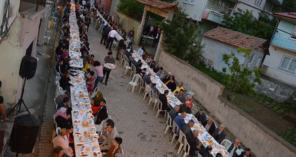 Havza Yeni Mahallede toplu İftar programı haberi