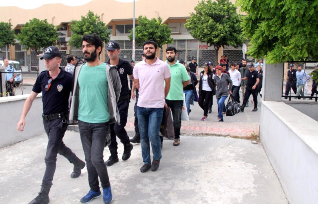 PKK'nın Gençlik Yapılanmasına Operasyon Geldi haberi