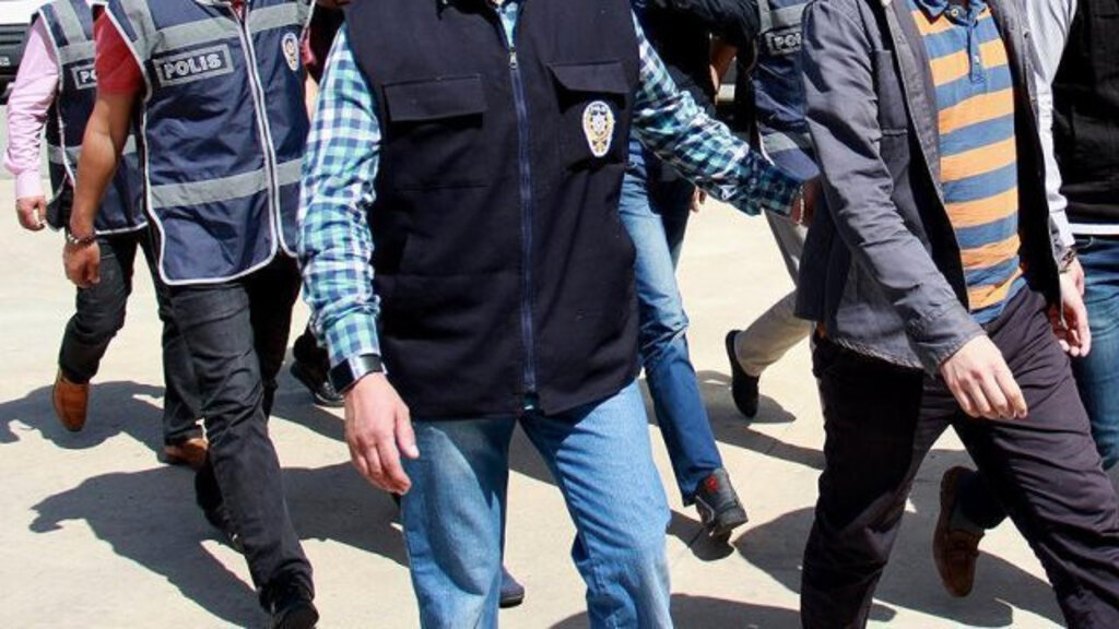 Kocaeli'de 7 Asker FETÖ'dan Resmen Tutuklandı haberi