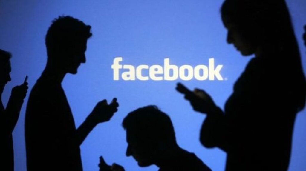 Facebook Dört Cihazla Hayatımızda Olacak haberi