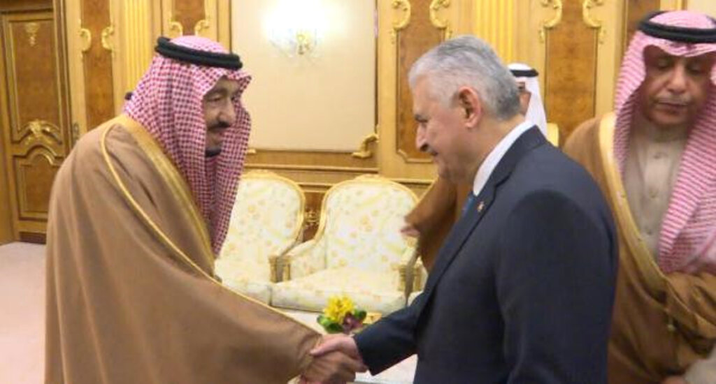 Başbakan Kral Selman'la Resmen Bir Araya Geldi haberi