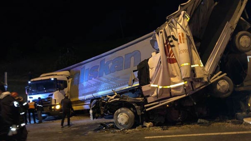 İstanbul'da Feci Bir Kaza Meydana Geldi haberi