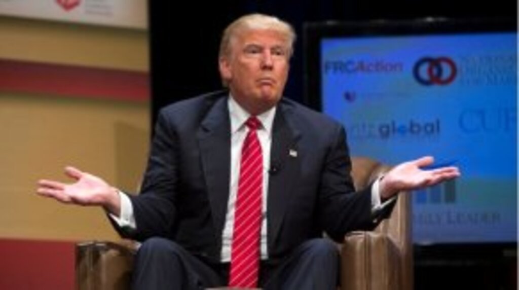 Trump, Öfkeli Tweet'lere Devam Ederse Engelleriz! haberi