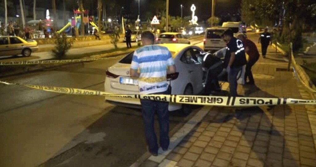Müteahhit Arabasında Ölü Bulundu! haberi