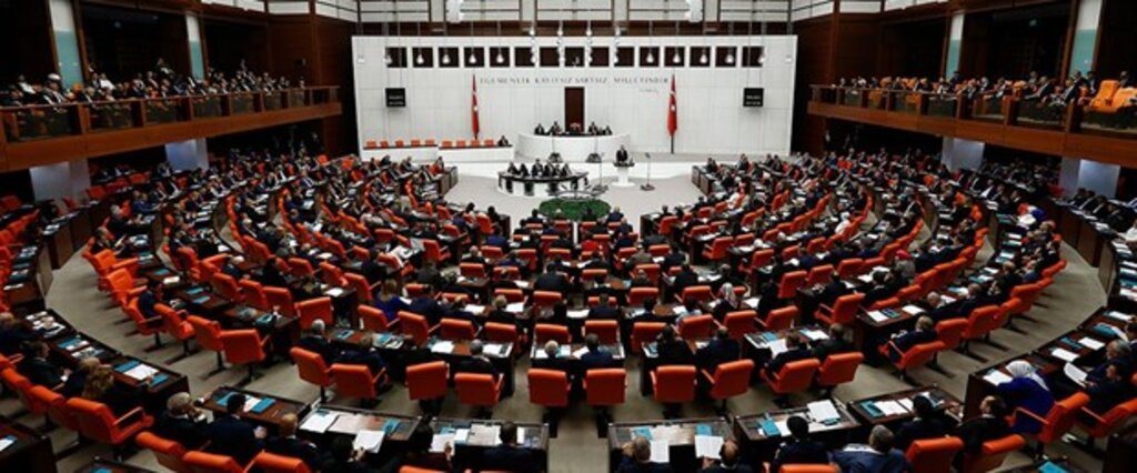 Af Teklifinin Kabulü İçin 5'te 3'ünün Çoğunluğu Aranacak! haberi