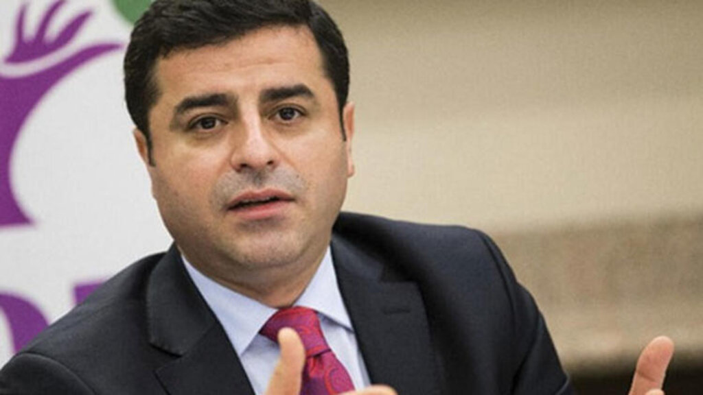 Demirtaş'ın Avukatları Mahkemenin Tahliye Reddi Kararına İtiraz Etti! haberi