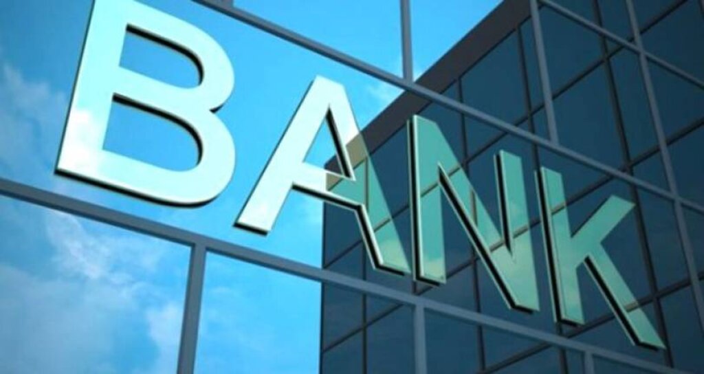 Ünlü Fransız Bankası Dünya Geneli İşten Çıkarmaya Başladı haberi