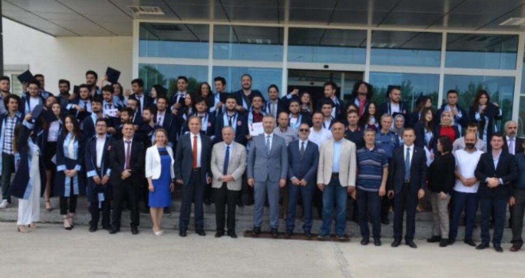 Havacılık Yönetimi Bölümü Mezuniyet Töreni Gerçekleşti haberi