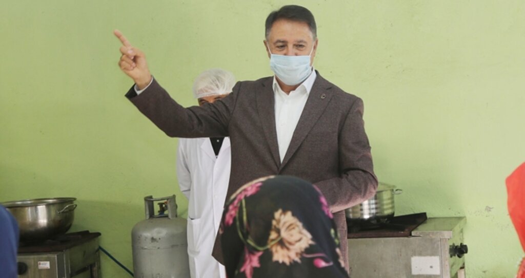 Atakum Belediyesi’nden kırsaldaki kadınlara nitelikli üretim eğitimi