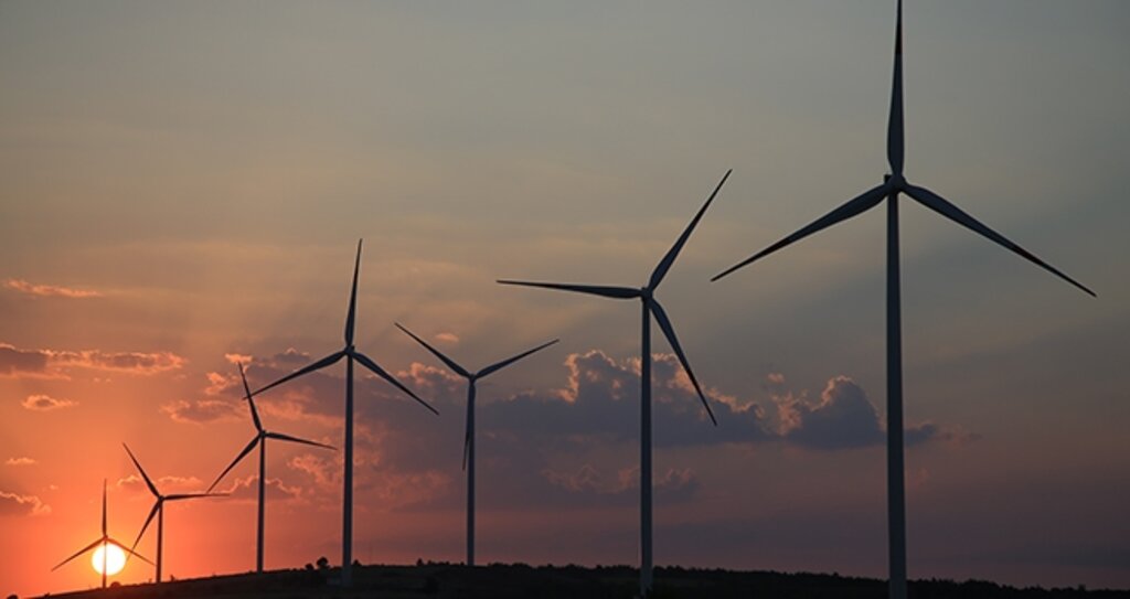 Rüzgar Türbinlerinin Yakınında Yaşam, Diğer Enerji Kaynaklarına Tercih Ediliyor haberi