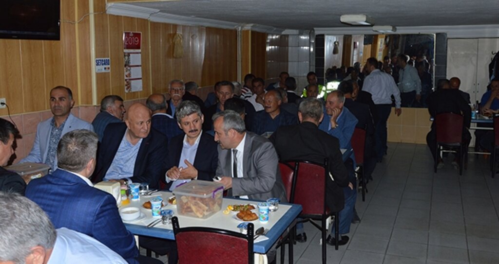 Havza Muhtarlar Derneği İftar Verdi haberi