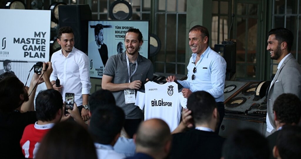 Avcı: “Futbolcular Kendine Yatırım Yapmalı” haberi