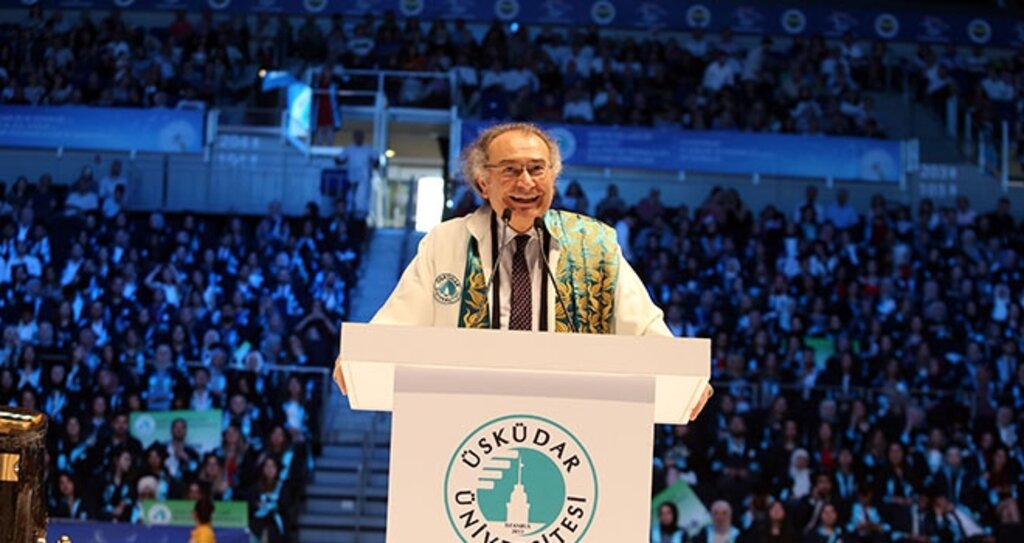 Üsküdar Üniversitesi’nin Mezuniyet Coşkusu haberi