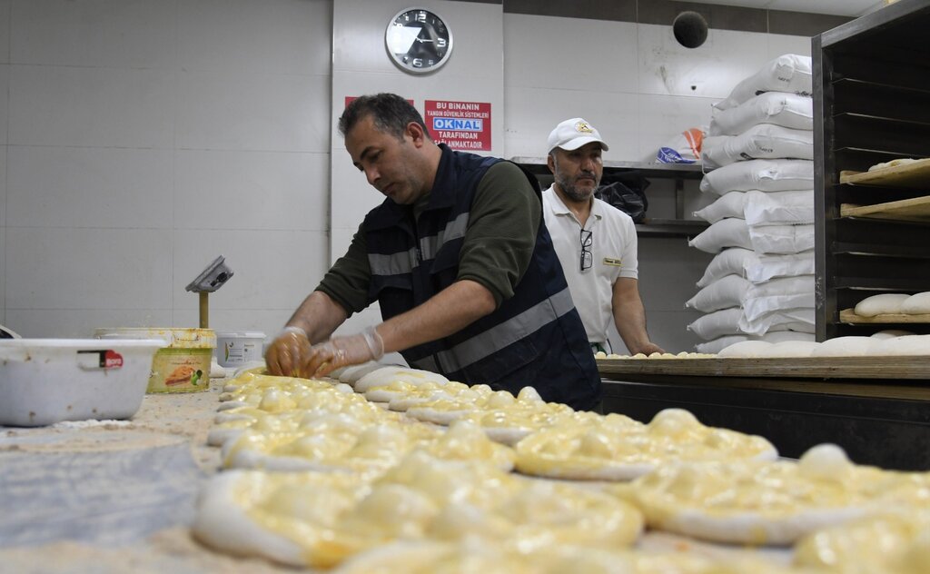 Samsun Afetzedeler için Ramazan pidesi yaptı